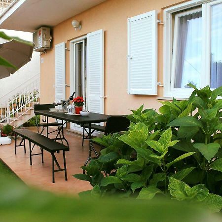 Apartman Ruza 1 Poljane Exteriör bild